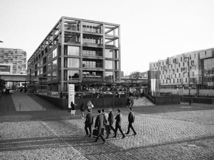 Фото: Wartesaal im Zollhafen